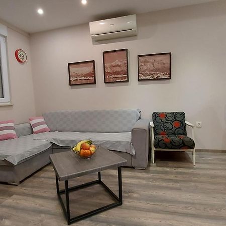 Apartman Dubravka Макарска Екстериор снимка